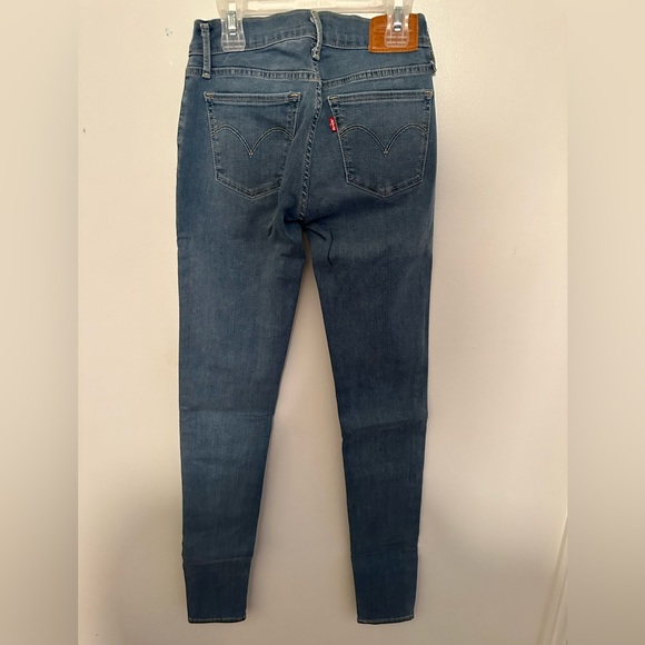 Levi’s jeans - Picture 2 of 3